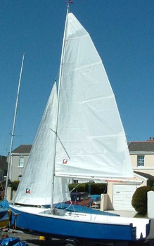 Alexa's Rocket 15 with sails