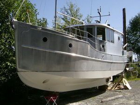 Little Island Trader 30