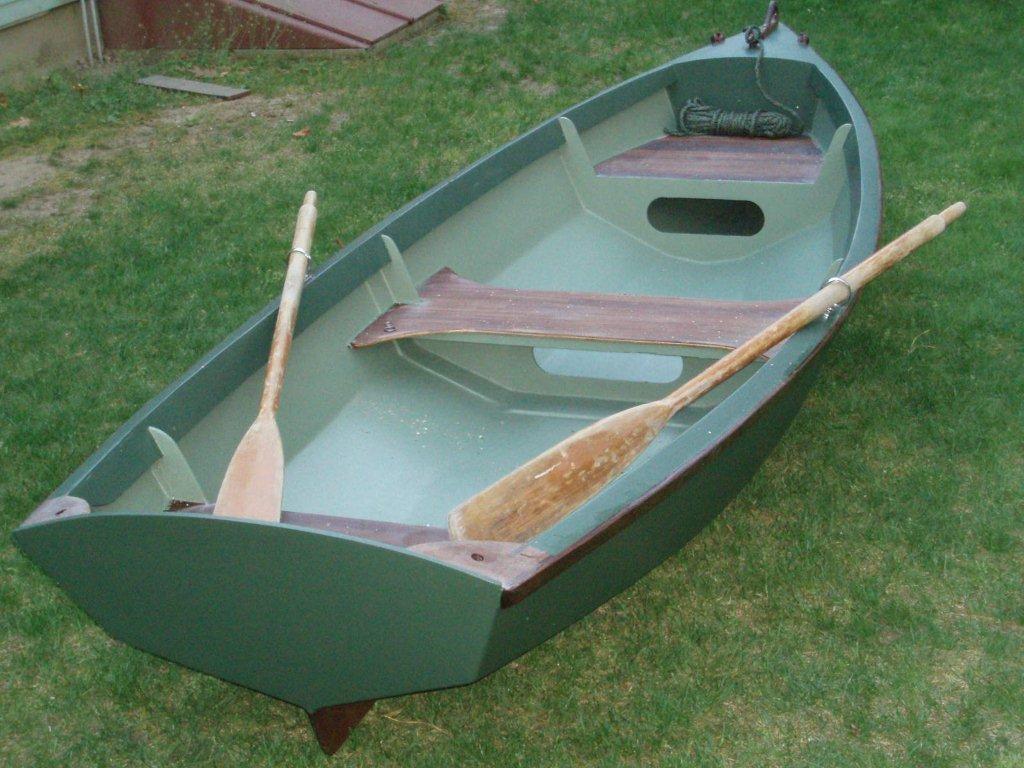 Row 13. [R13] Recreational row boat