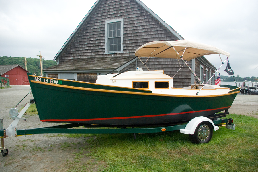 stitch and glue cabin boat