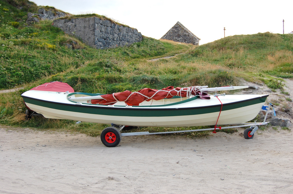 Walkabout. A Cruising Dinghy for the Maine Island trail