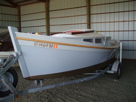 Redwing 18 on the trailer