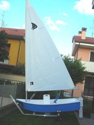 Dixi Dinghy with sailing rig