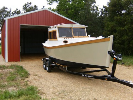 Redwing 23 on the trailer